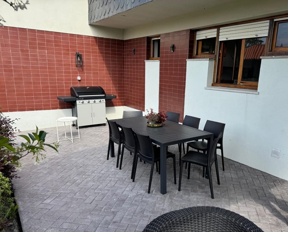 Patio, BBQ facilities, Dining area