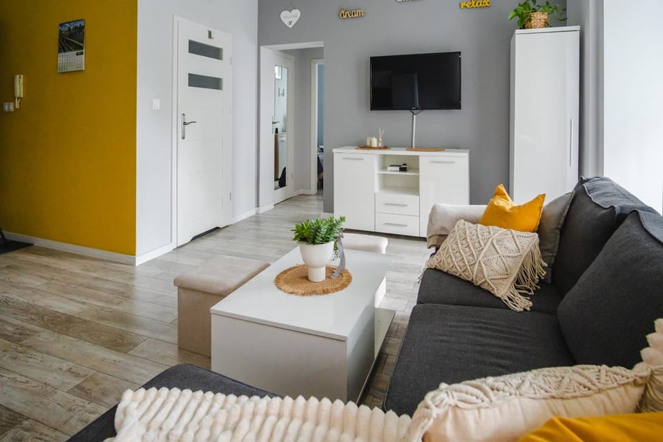 Słoneczny Apartament Apartment in Lower Silesian Voivodeship