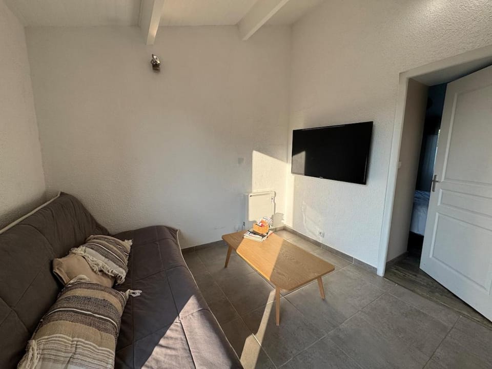 T2 tout équipé proche des châteaux du médoc et de la côte Atlantique Apartment in Nouvelle-Aquitaine