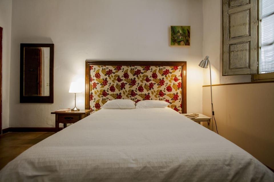 Bed, Text overlay
