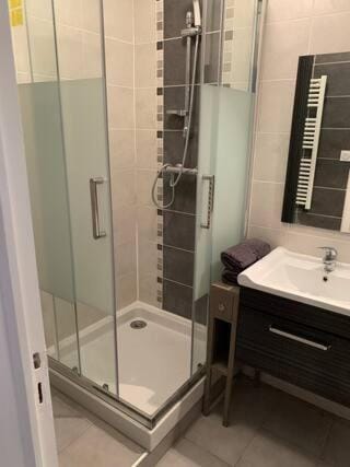 Appartement lumineux au centre ville Apartment in Bourges