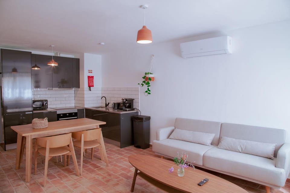 Kitchen or kitchenette, Living room, Dining area