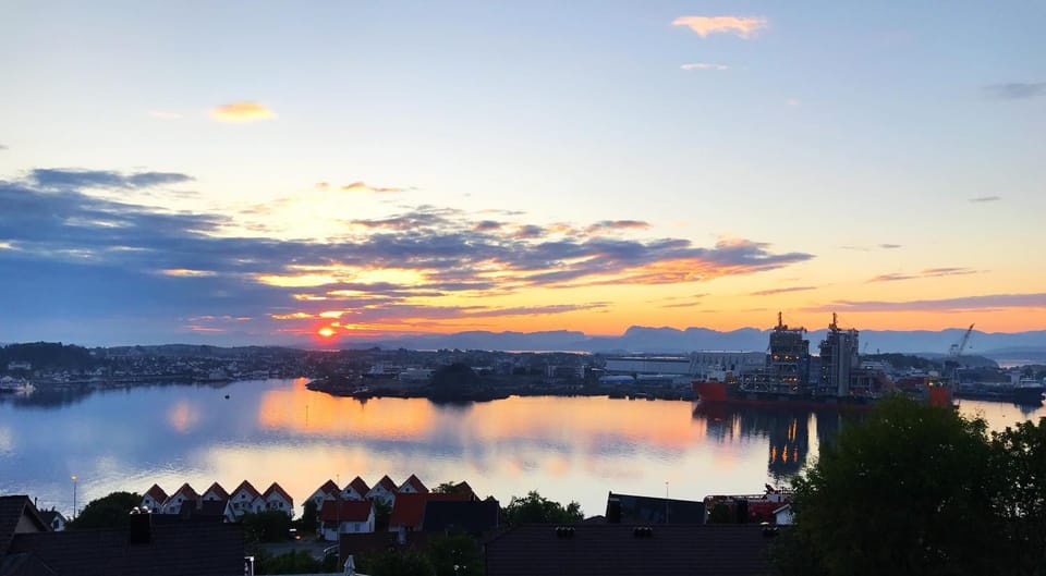 City view, Sea view, Sunrise