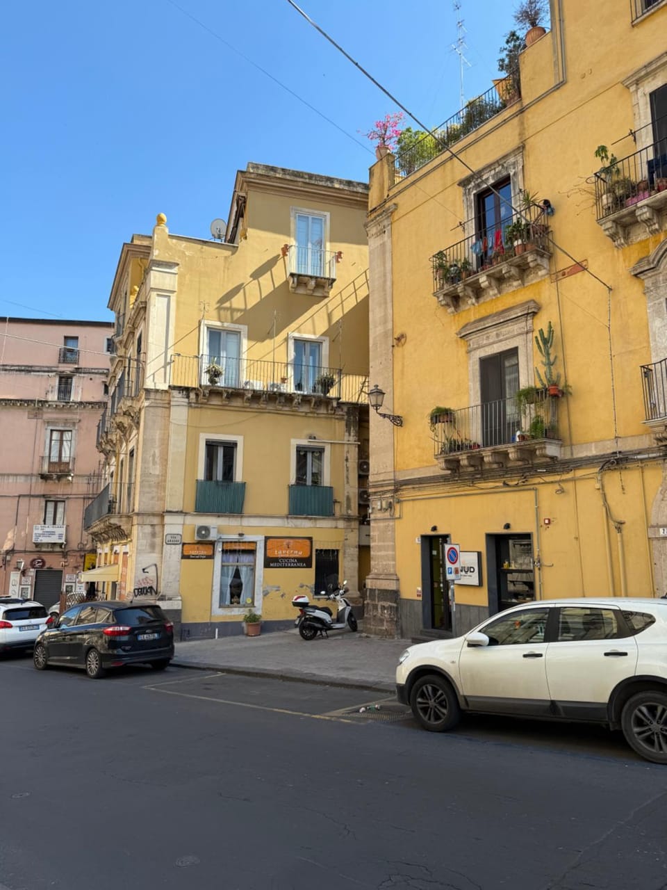 Restaurant/places to eat