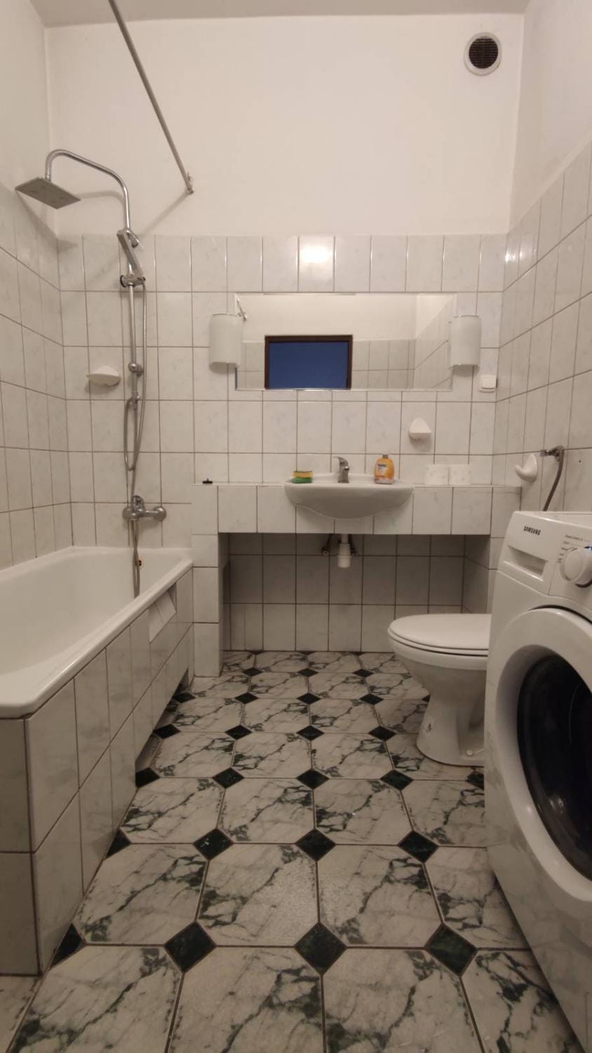 Botanic Garden Private Room Vacation rental in Wroclaw
