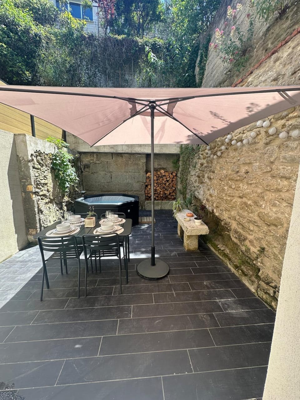 Maison de village avec spa House in Avignon