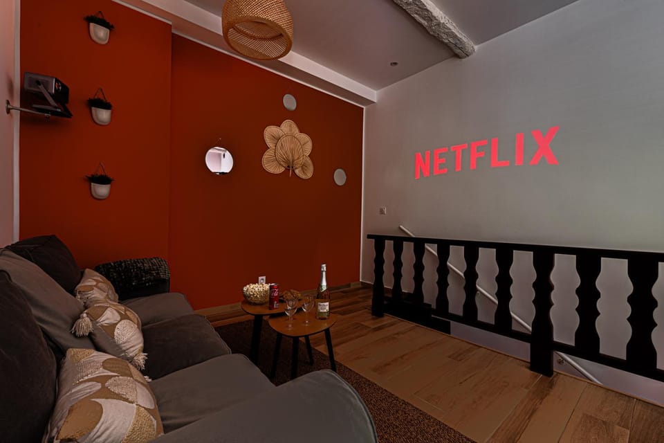 TV and multimedia, Living room