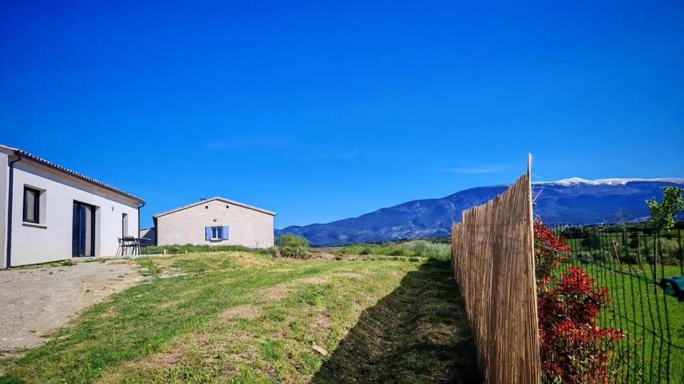 Property building, Spring, Day, Natural landscape, Mountain view