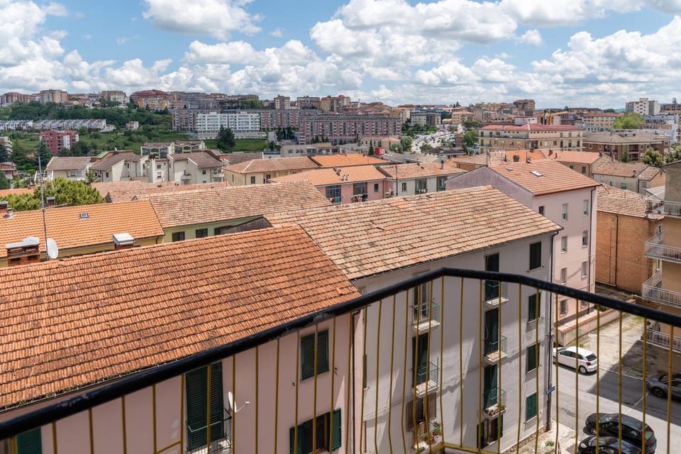 Balcony/Terrace, City view