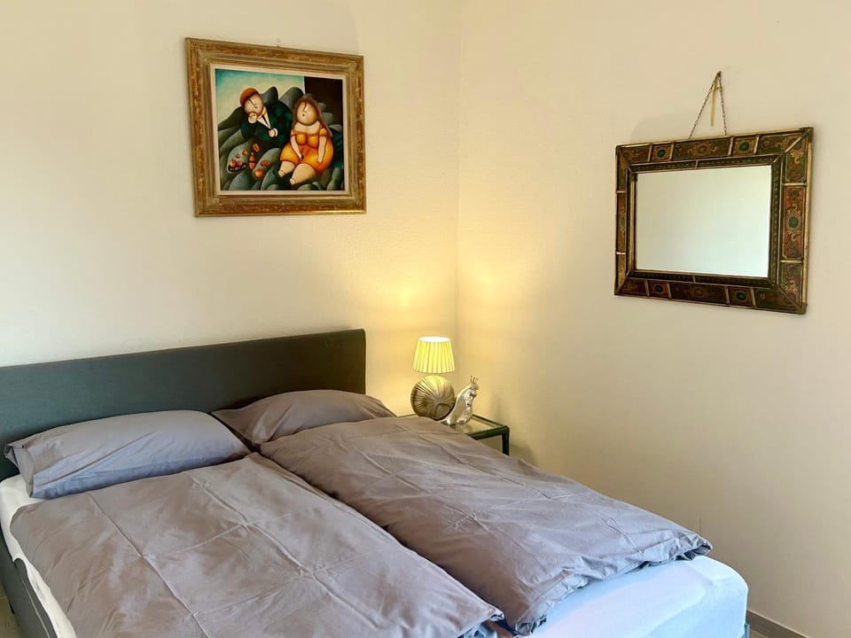 Lugano Lakefront - Private Beach & Pool Apartment in Canton of Ticino