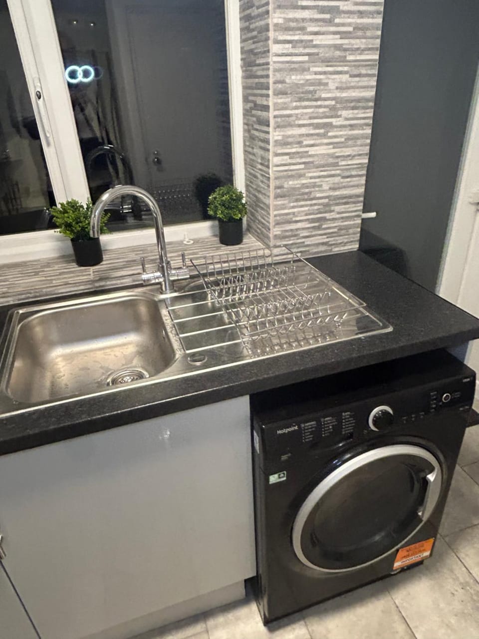 cosy room 9 Bed and Breakfast in Crawley