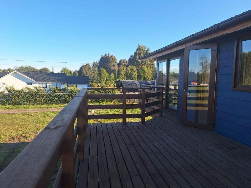 Rose House Camino Puyehue House in Los Ríos, Chile