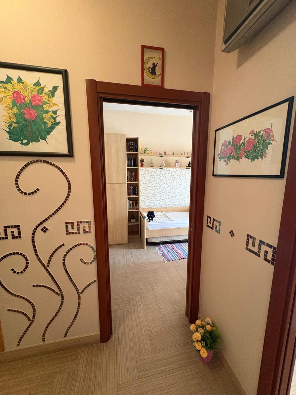 Decorative detail, Bedroom
