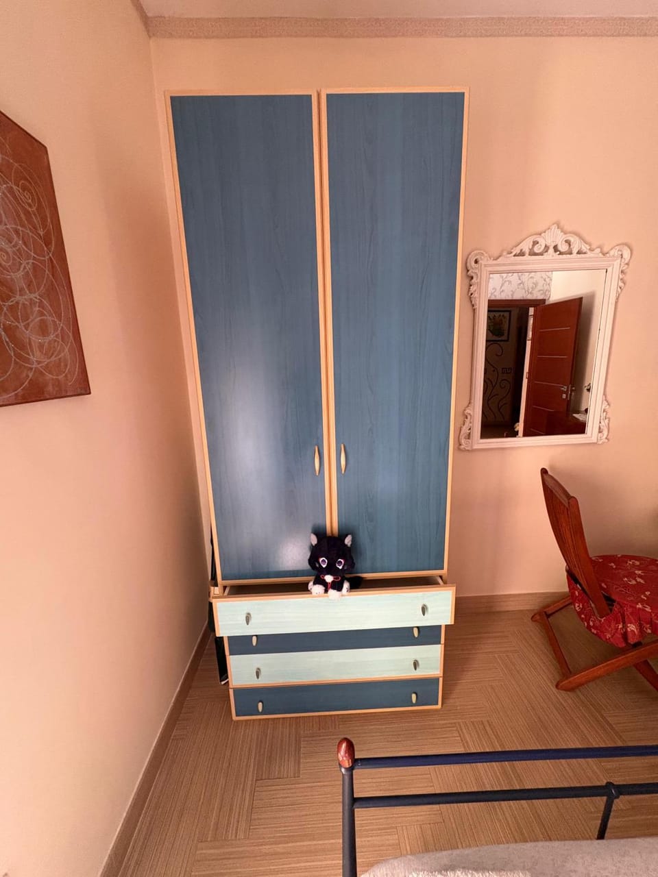Bedroom, wardrobe