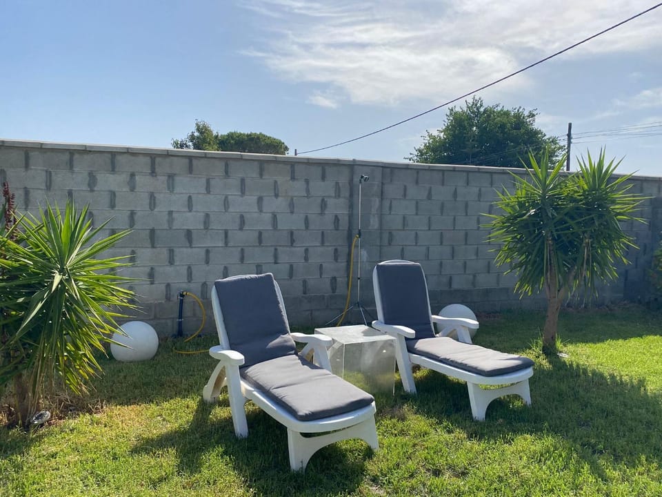 Garden, Garden view, sunbed