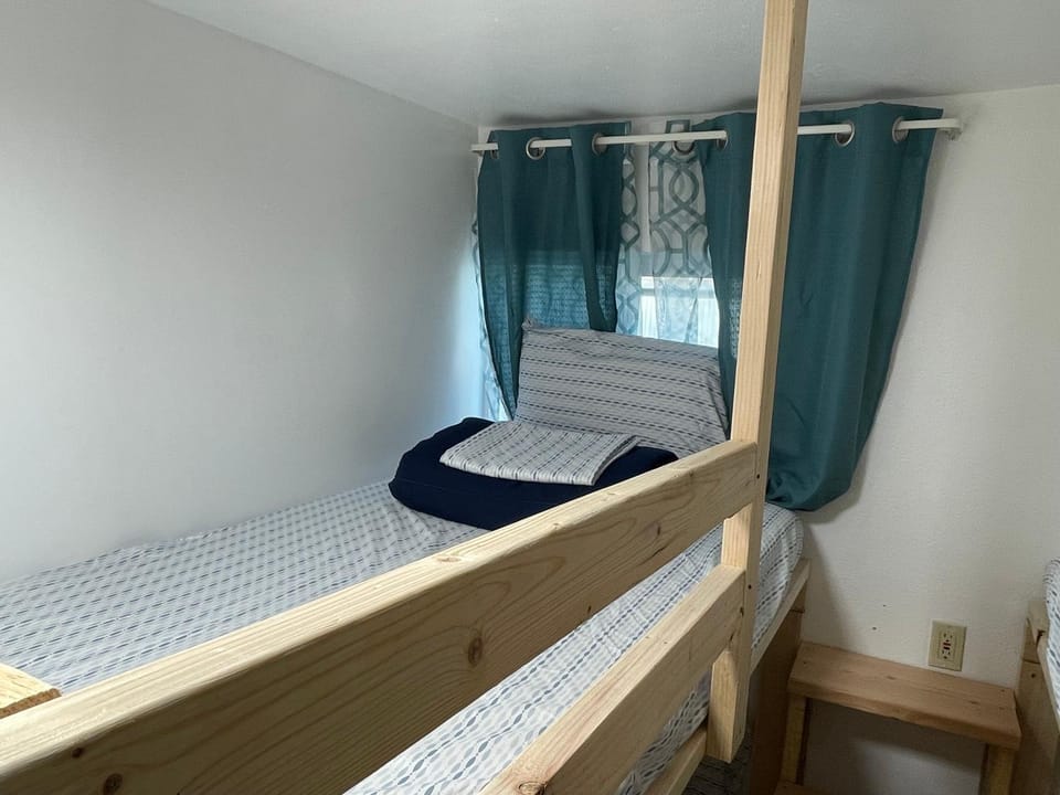 Alaska Backpacker Hostel Hostel in Spenard