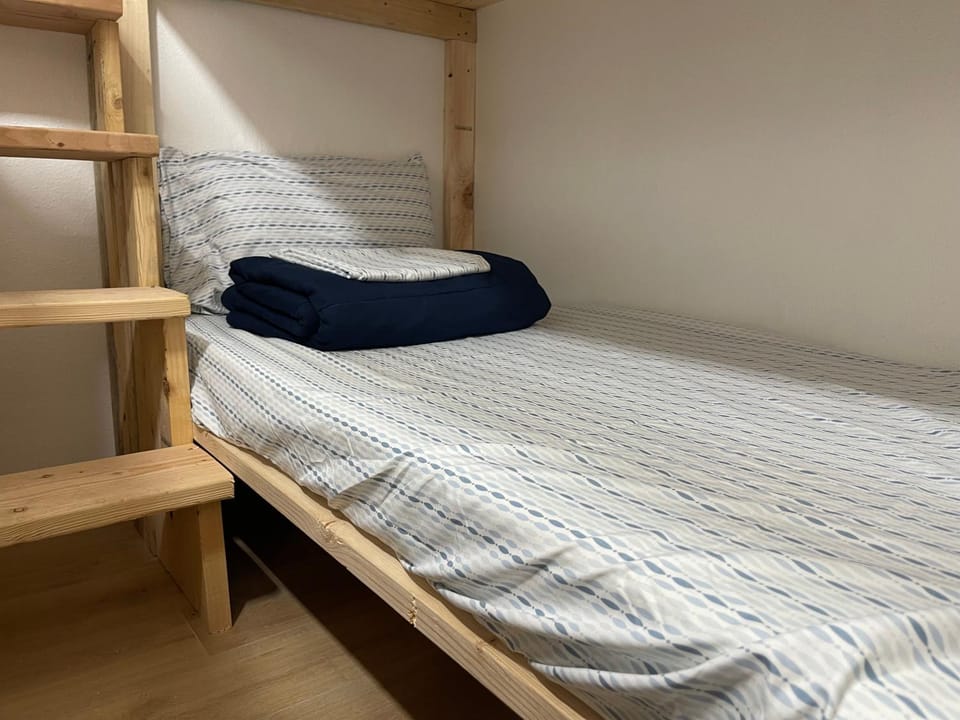 Alaska Backpacker Hostel Hostel in Spenard