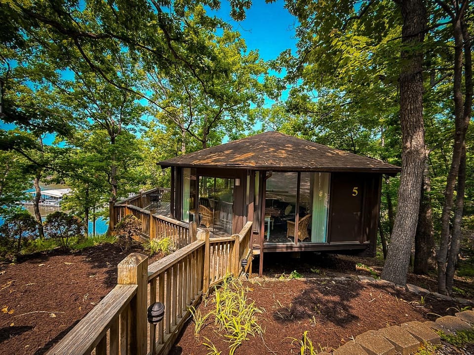 Lakefront Treetop Village 2Bed3BAPools-6PP House in Village Four Seasons