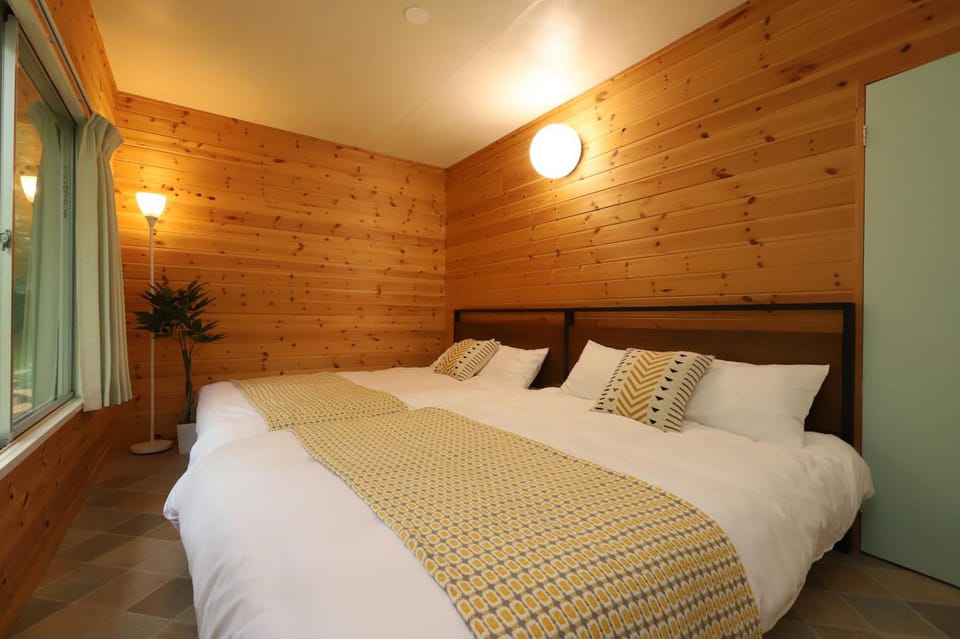 森のツインキャビン House in Nagano Prefecture
