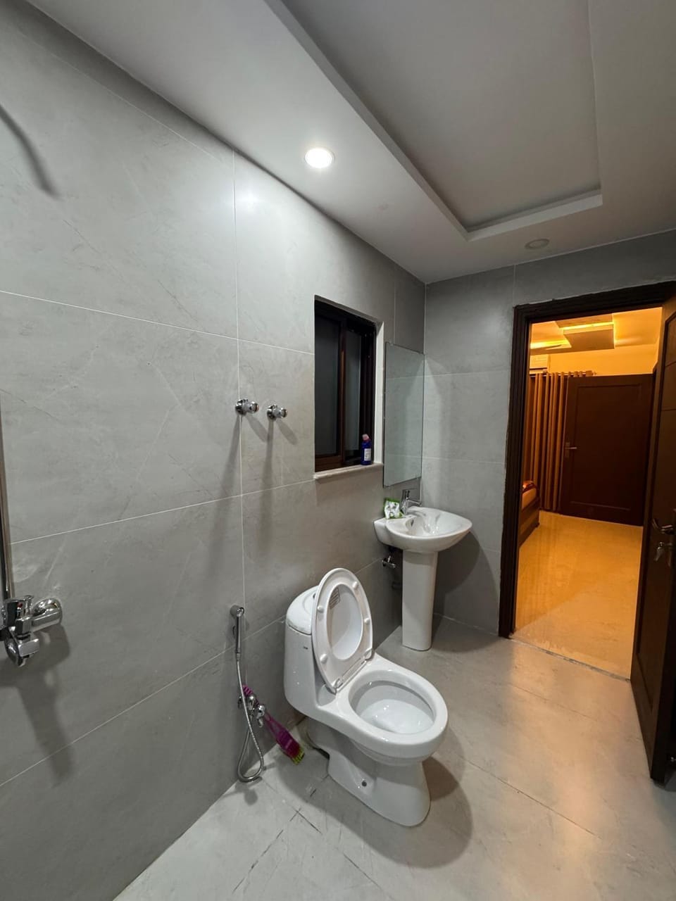 Toilet, Bathroom