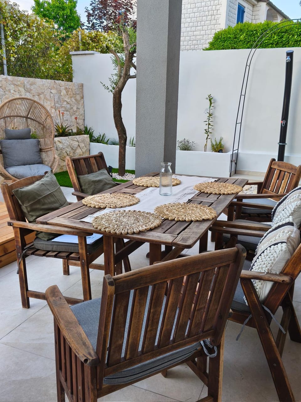 Patio, Seating area, Dining area