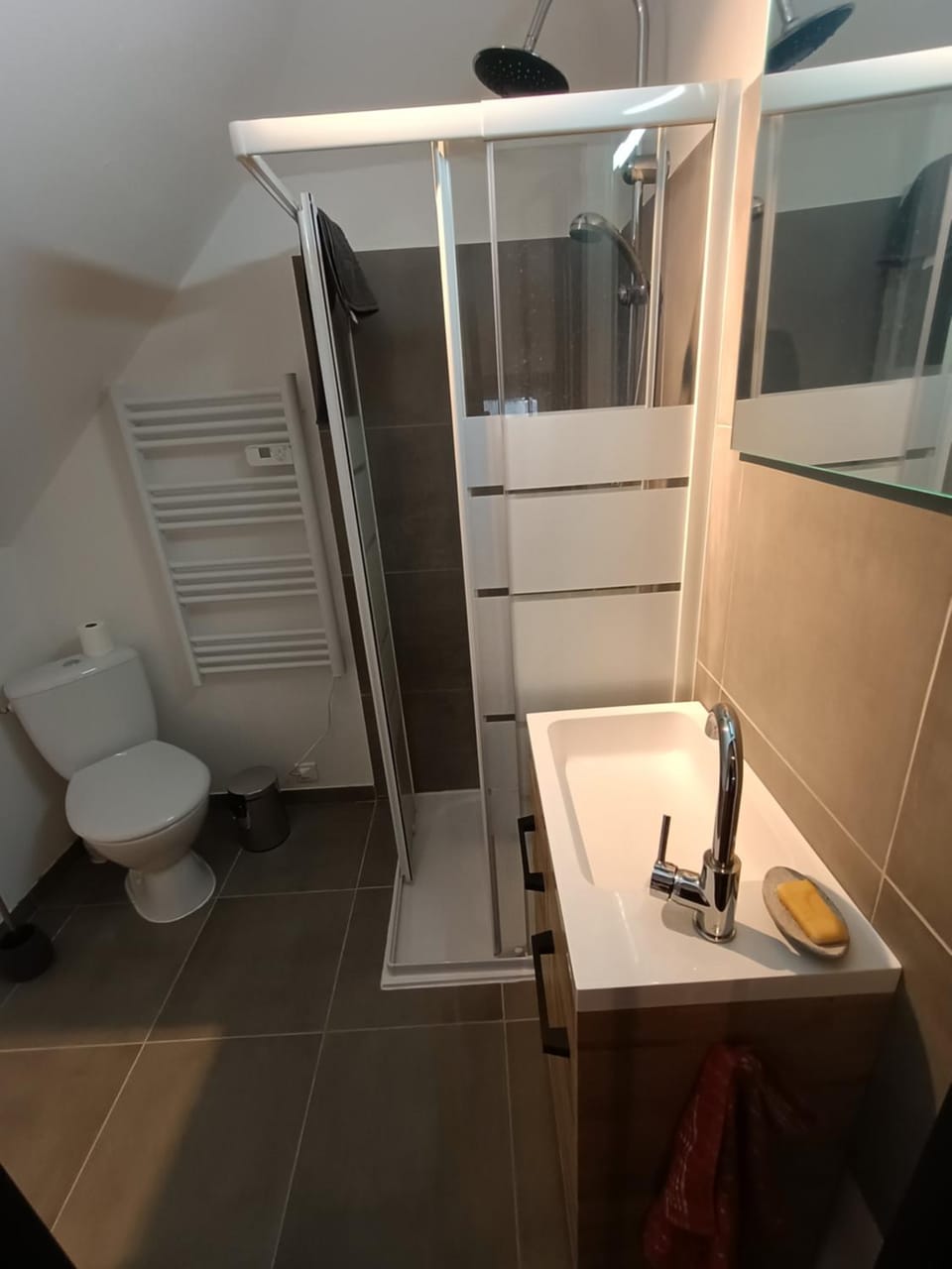 Shower, Toilet, Bathroom