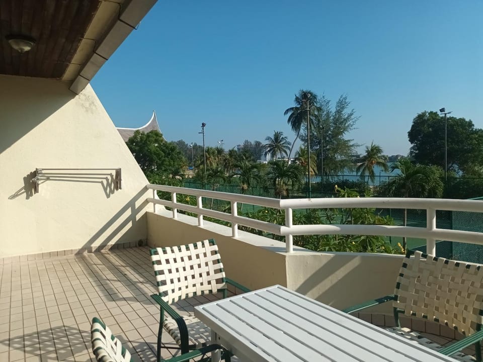 Patio, View (from property/room), Balcony/Terrace, Sea view
