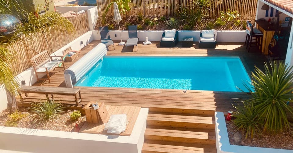 Property building, Swimming pool