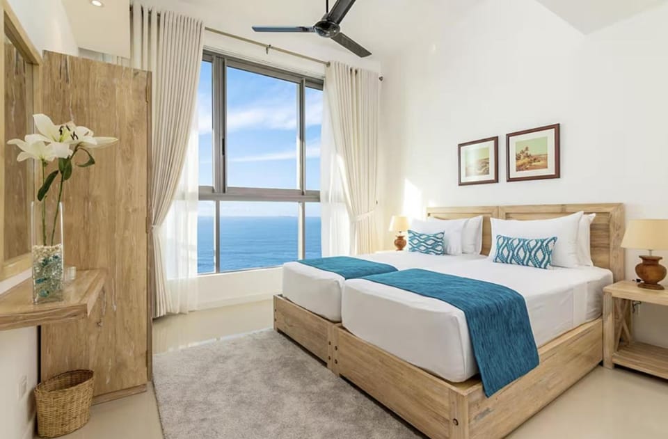 Sea-Front Apartment with Pool Apartment in Galle