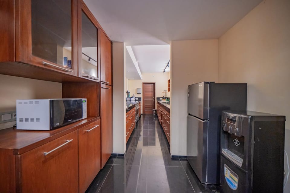 Kitchen or kitchenette, oven, stove
