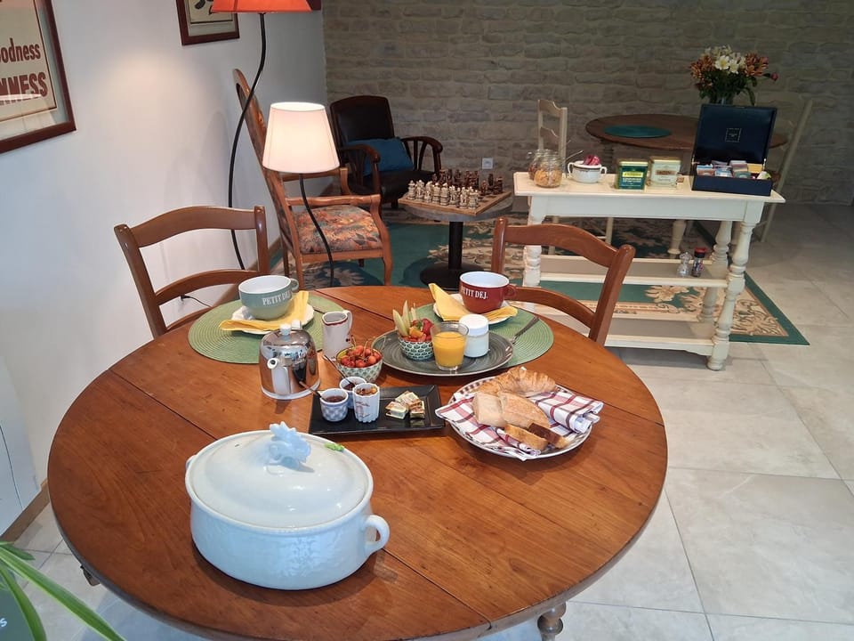 Continental breakfast