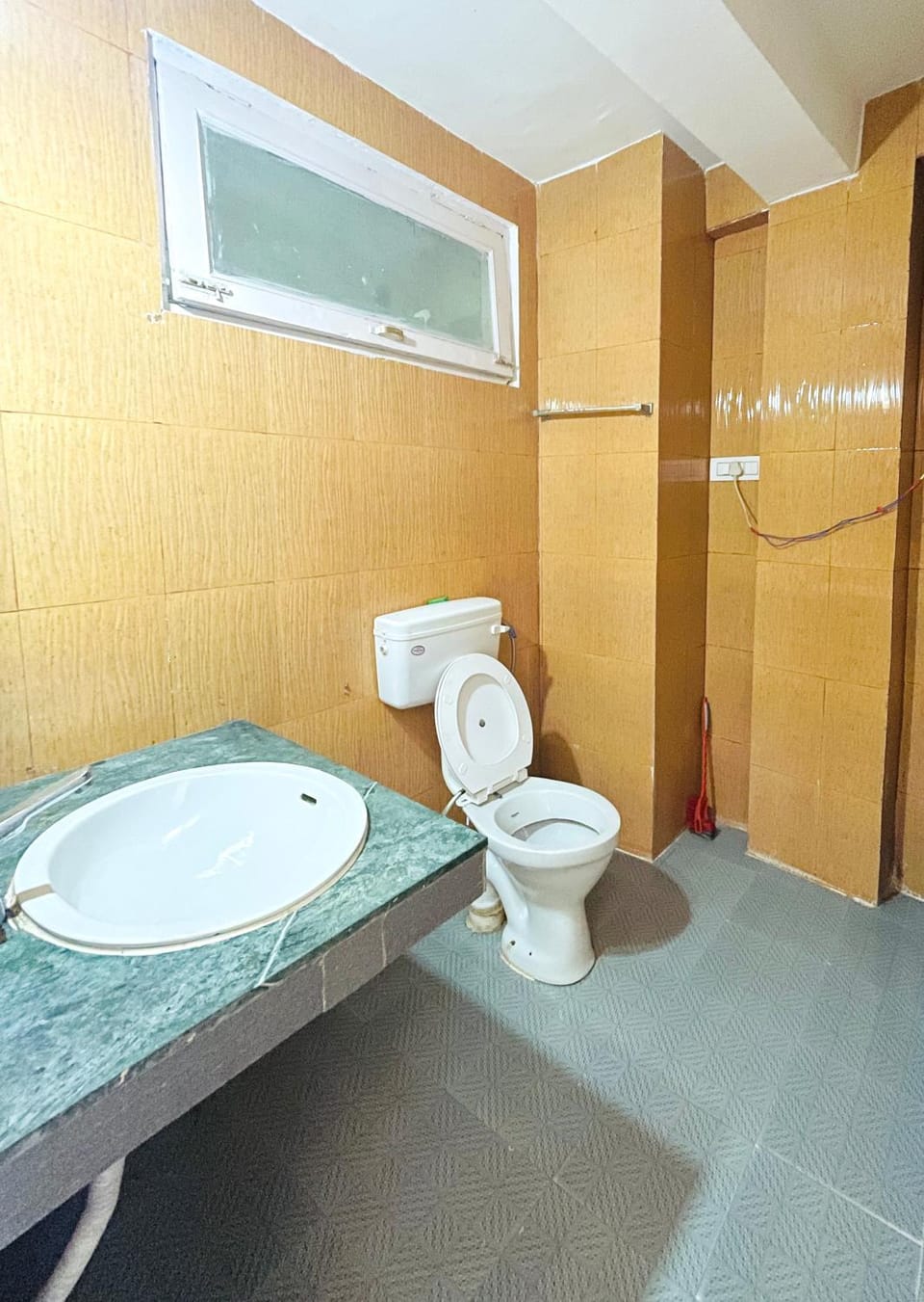 Toilet, Bathroom, Lobby or reception