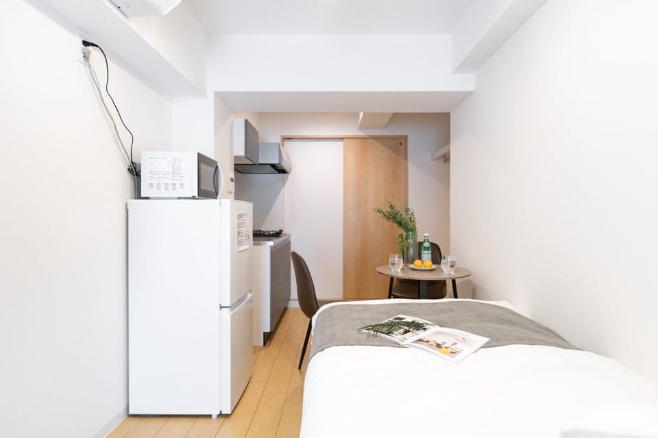 Bed, Kitchen or kitchenette, Bedroom