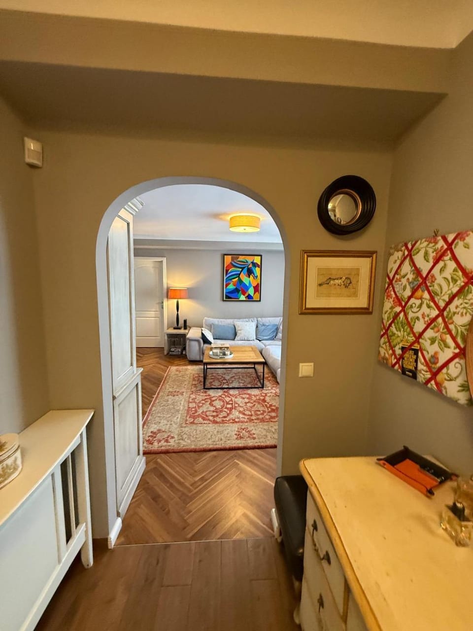 Photo of the whole room