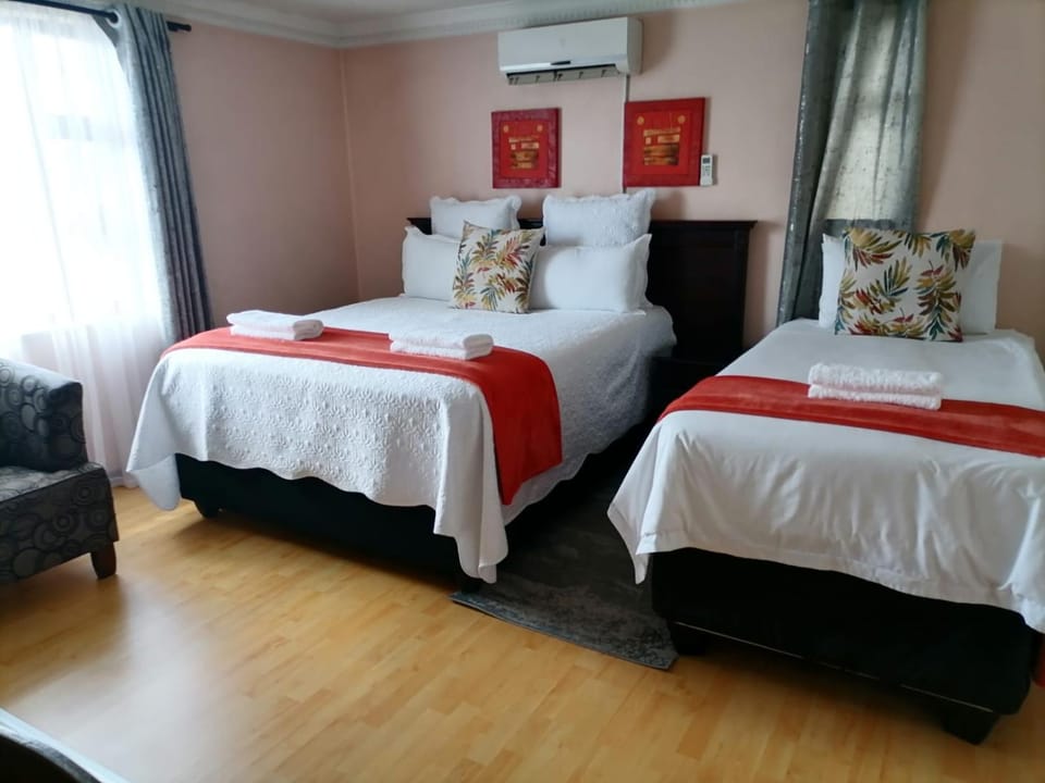 Phomolo Guest House Bed and Breakfast in Africa