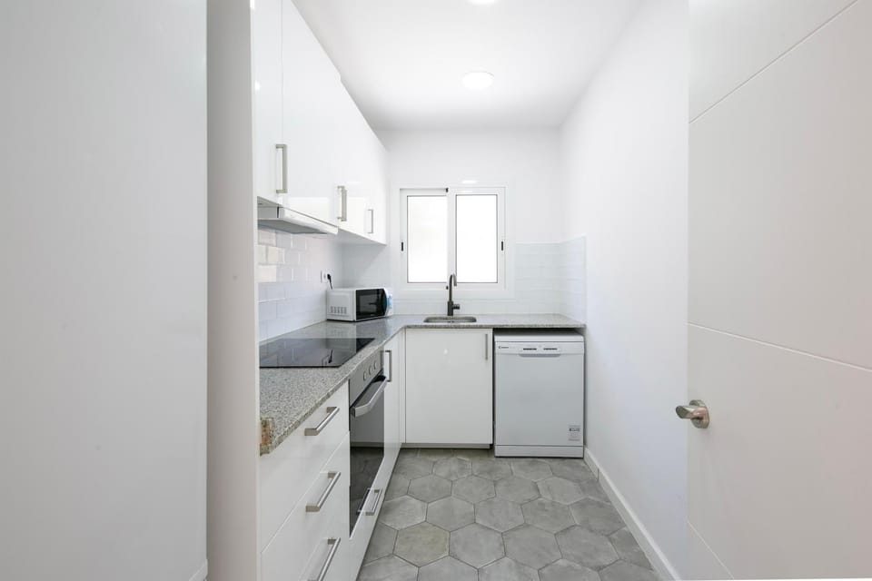 Lovely apartment with 3 bedroom Apartment in L'Hospitalet de Llobregat