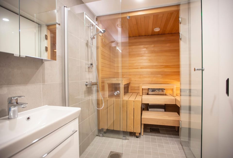 Sauna, Bathroom