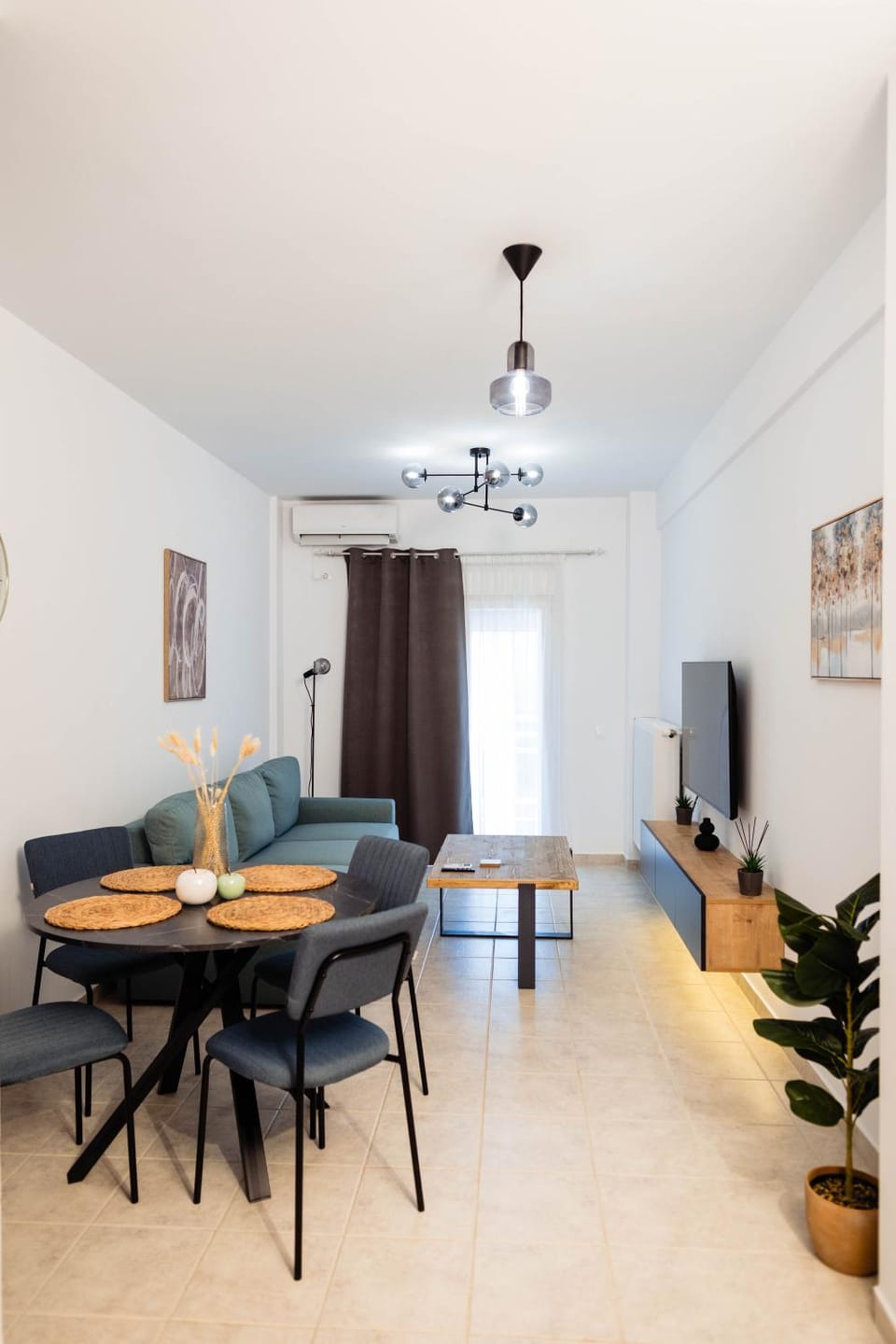 Living room, Seating area, Dining area