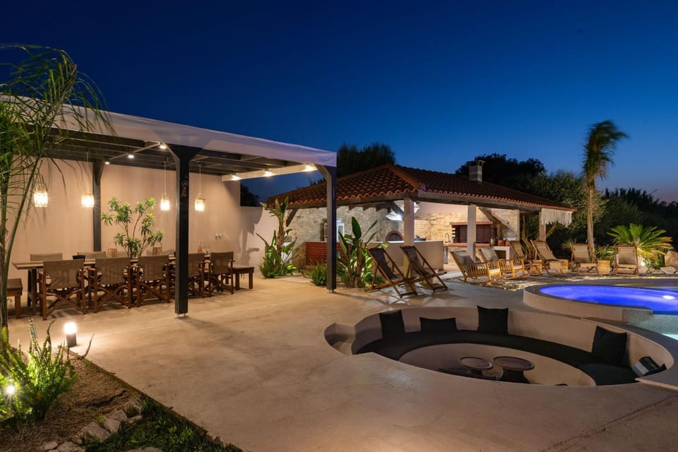 Seating area, Swimming pool