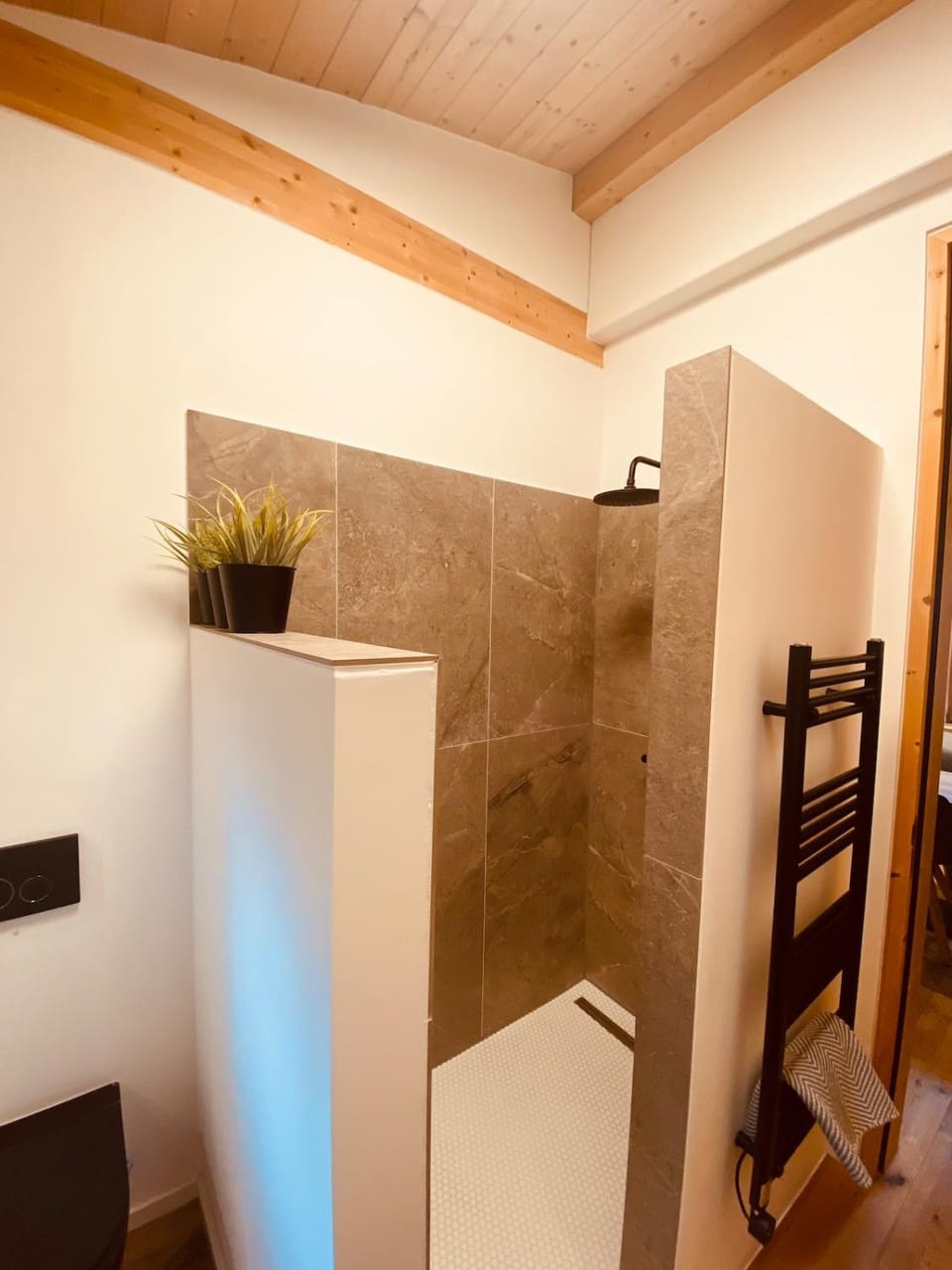 Gästehäuschen mit Kamin Apartment in Munich