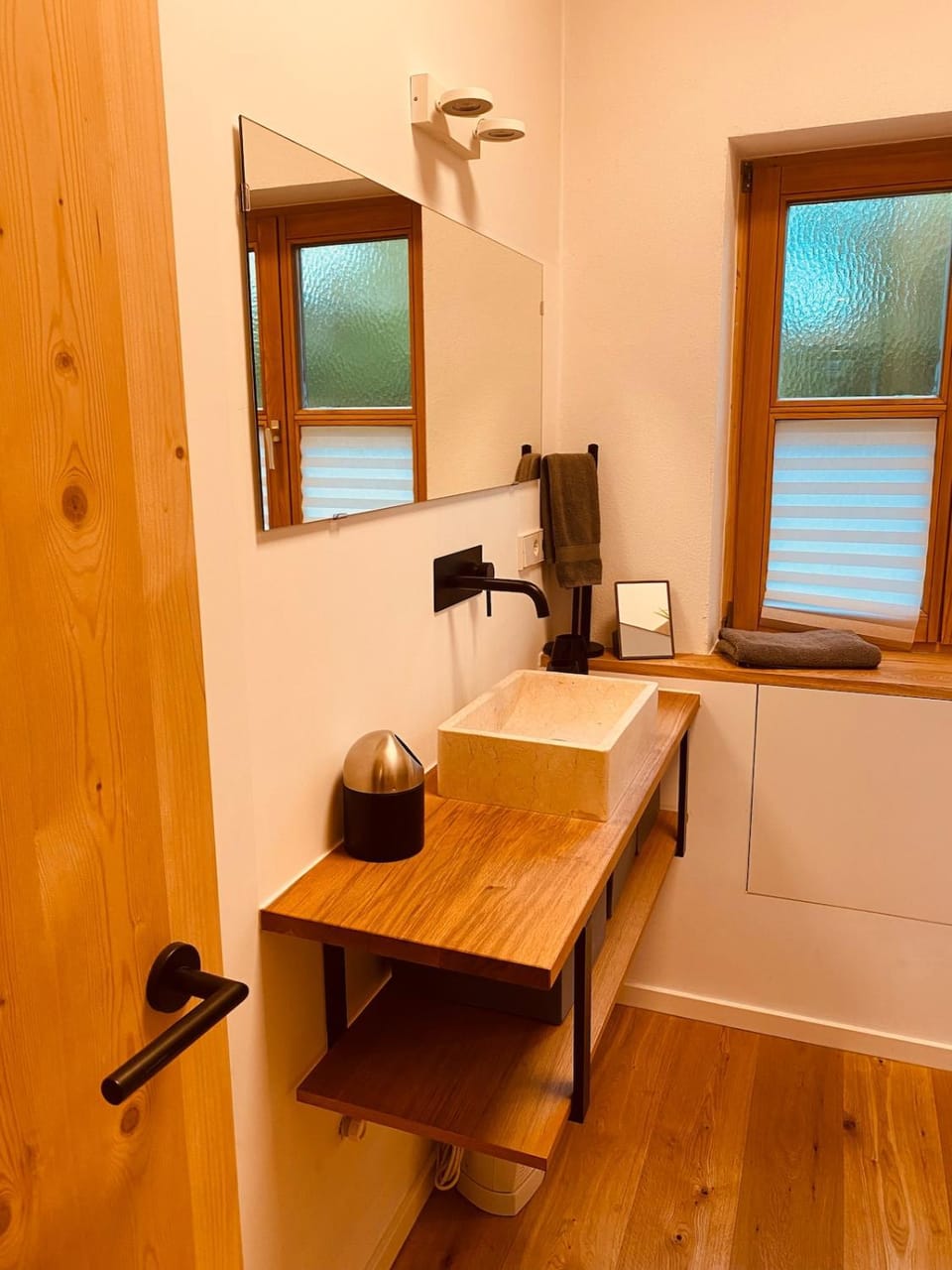 Gästehäuschen mit Kamin Apartment in Munich