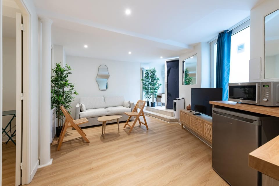 Pacino Flat - Invalides - Tour Eiffel - 4 personnes - Cosy Apartment in Paris
