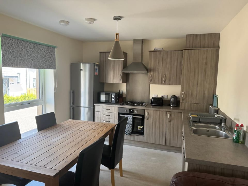 SAM Slains Drive Apartment in Elgin