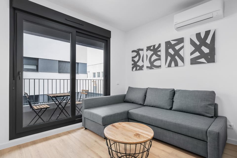 Urban Executive Suites with parking Alquiler temporal Apartment in San Sebastián de los Reyes