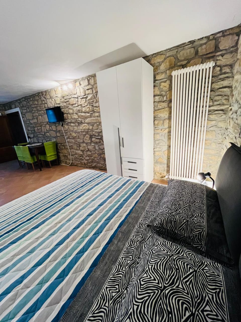 Bed, Bedroom, wardrobe