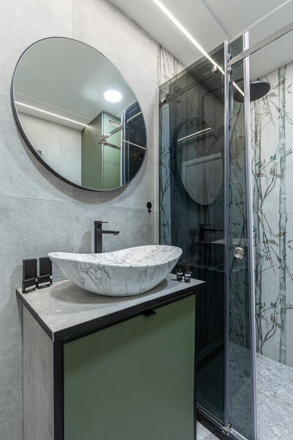 Shower, Bathroom