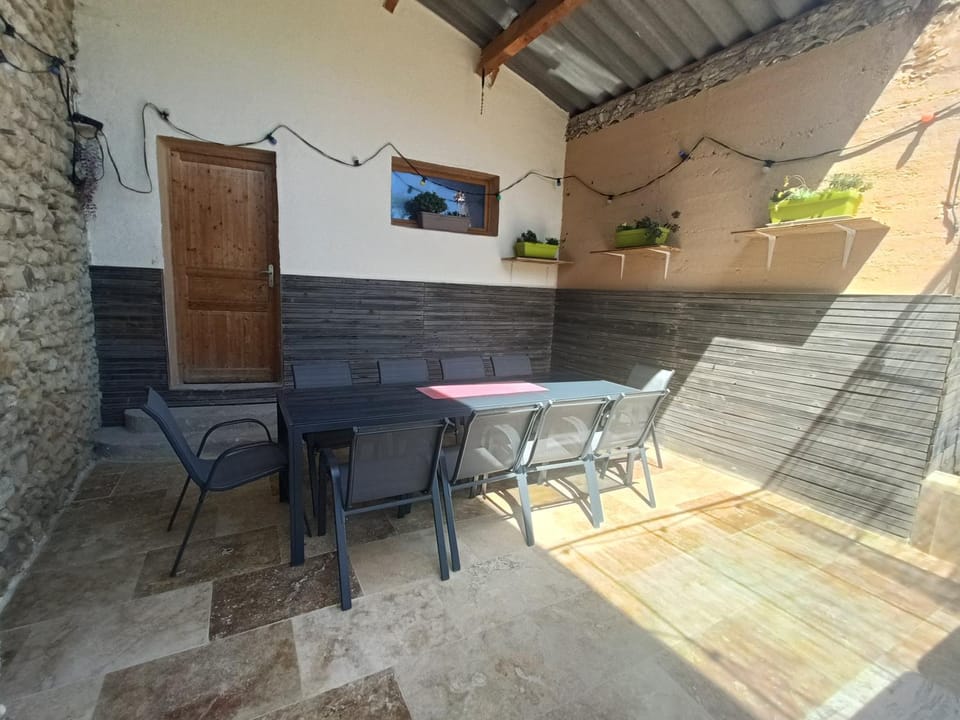 Gîte - La Sabletine House in Sablet
