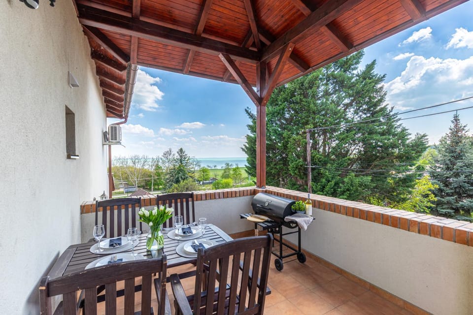 BBQ facilities, Balcony/Terrace, Balcony/Terrace