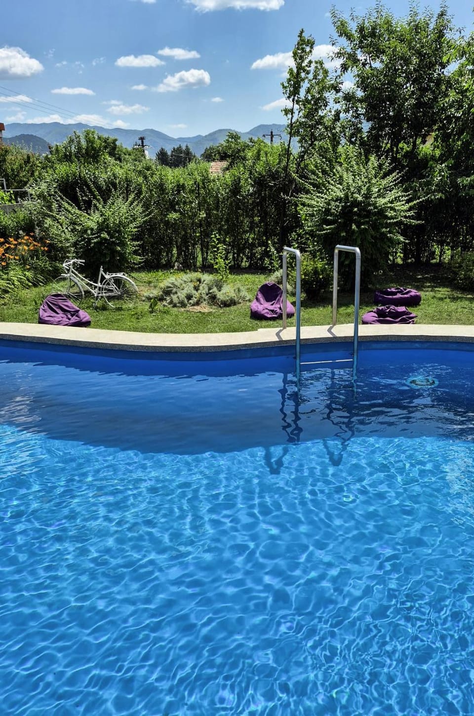 Garden, Swimming pool