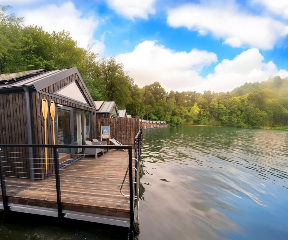 Domki na wodzie - Mazury Resort in Poland